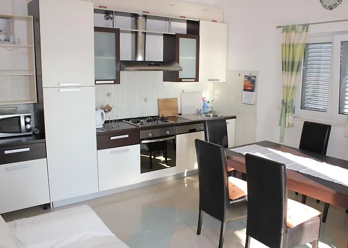 4 Dolphins Rogoznica (Sibenik-Knin)