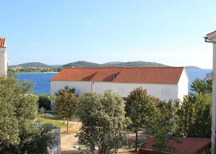 4 Dolphins Rogoznica (Sibenik-Knin)